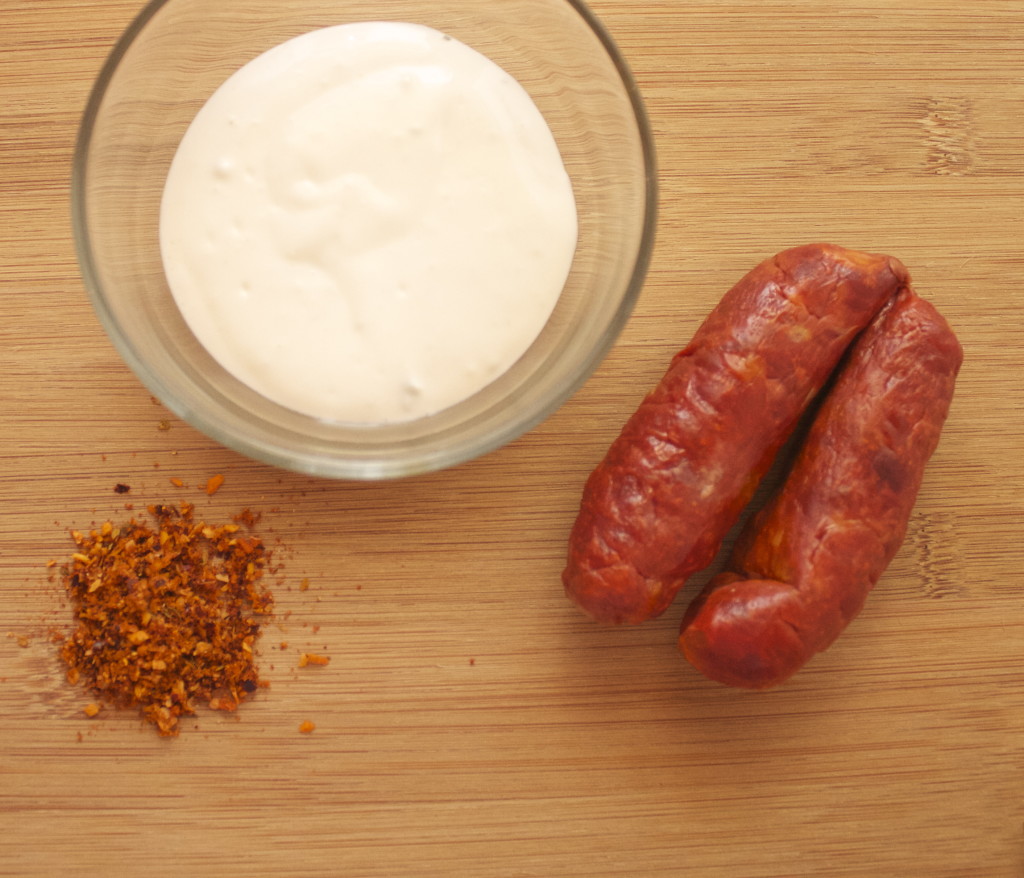 Red chorizo, blue cheese dressing and chipotle blend seasoning.