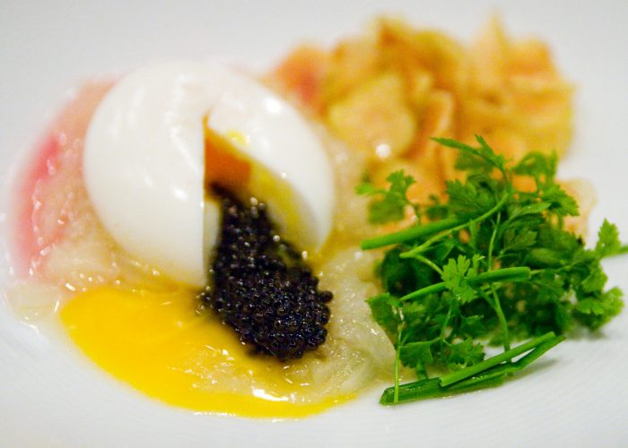 Momofuku Ko smoked egg with hackleback caviar, onion soubise and fingerling potato chips dinner menu