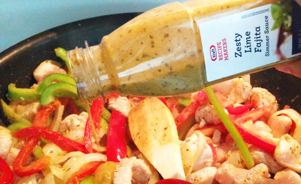 Kraft Recipe Makers Tex-Mex Chicken Fajita simmering sauce