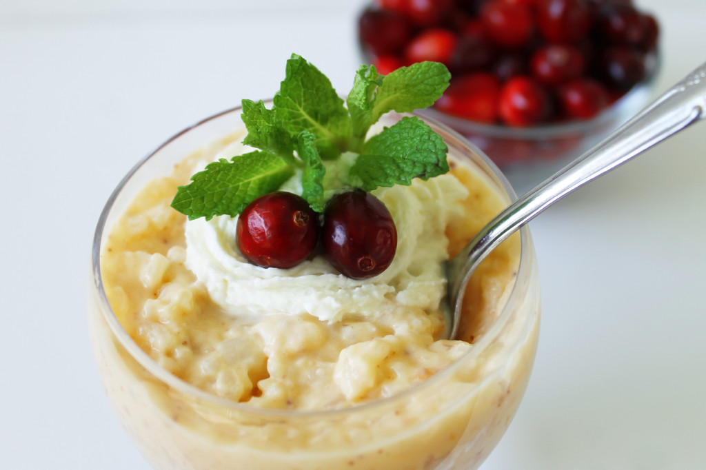 eggnog arroz con leche with cranberry rice pudding