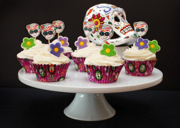 Dia de los Muertos Day of the Dead cupcakes