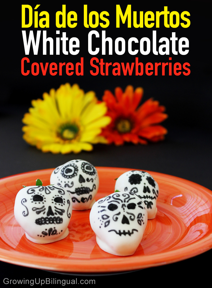 white chocolate covered Dia de los Muertos strawberry skulls 