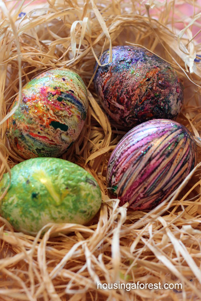 Melted-Crayon-Easter-Eggs-1