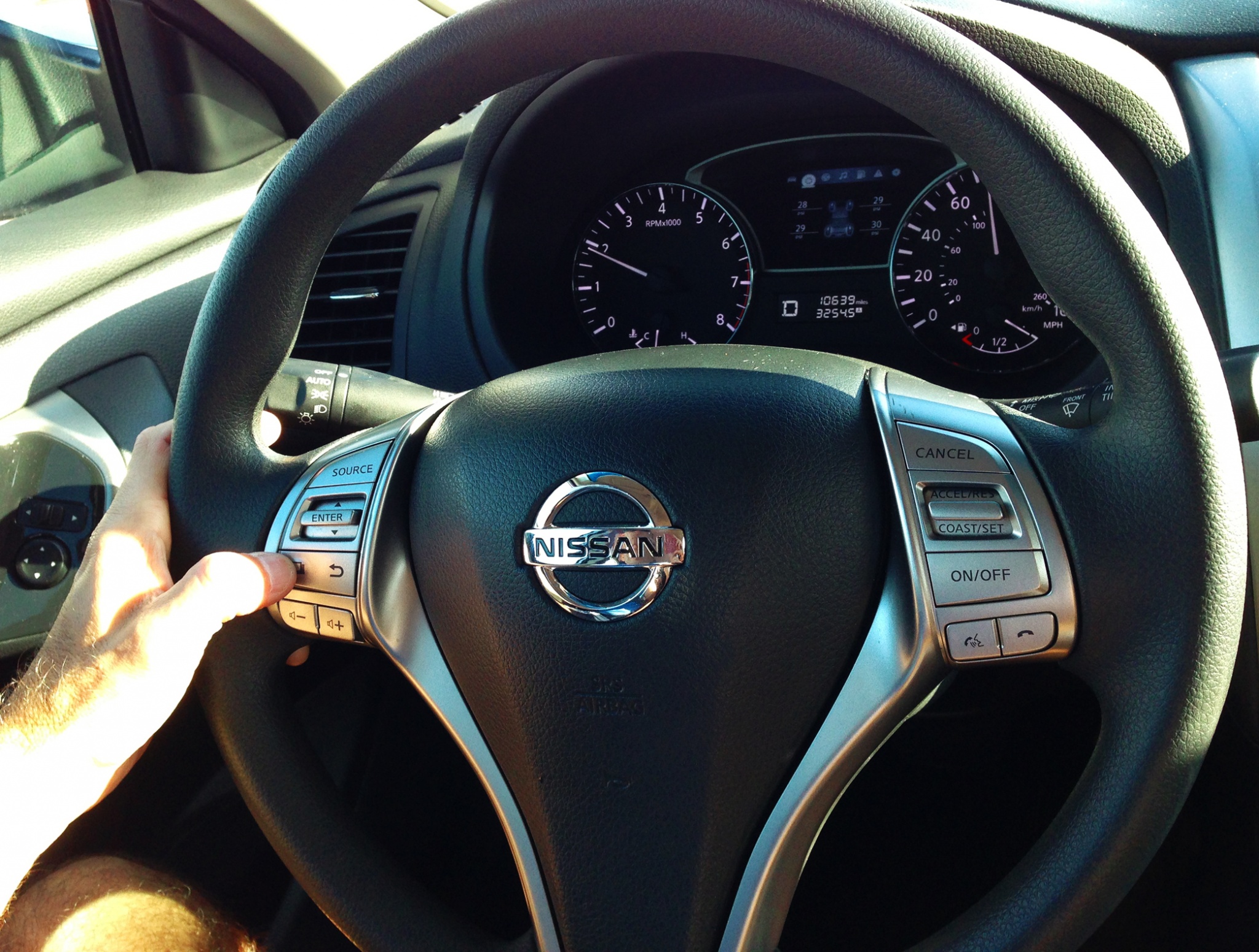 Nissan Altima steering wheel