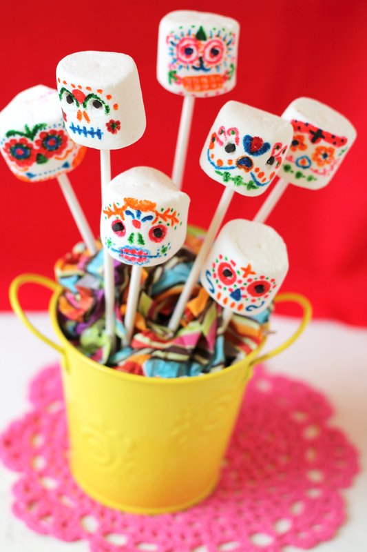 Day of the Dead marshmallow skulls