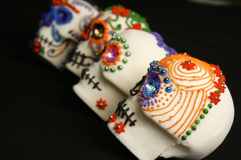 Day of the Dead : How to make sugar skulls for Dia de los Muertos