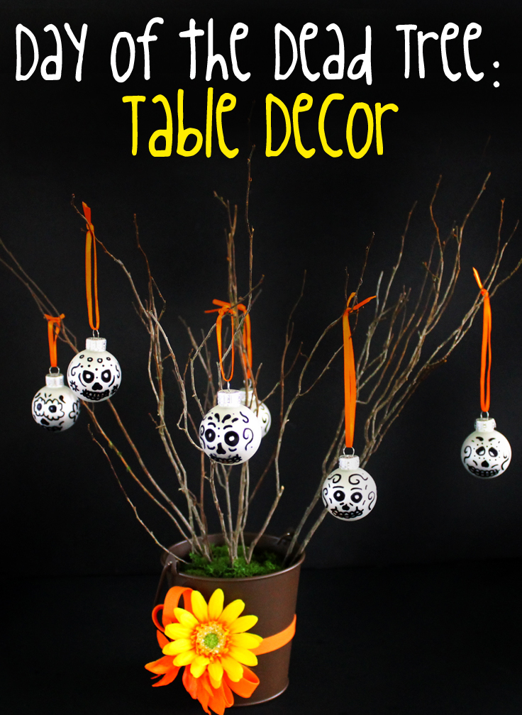 This Day of the Dead skull tree is  easy to make and the perfect  center piece  for a Dia de los Muertos celebration. 