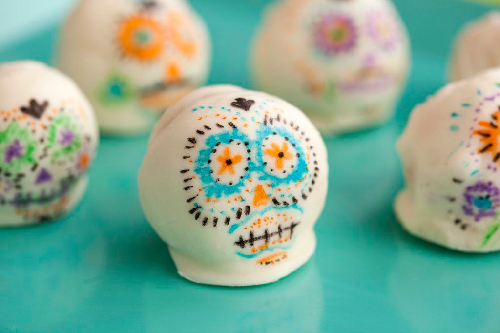 Cake Pop Sugar Skulls Day of the Dead Recipe