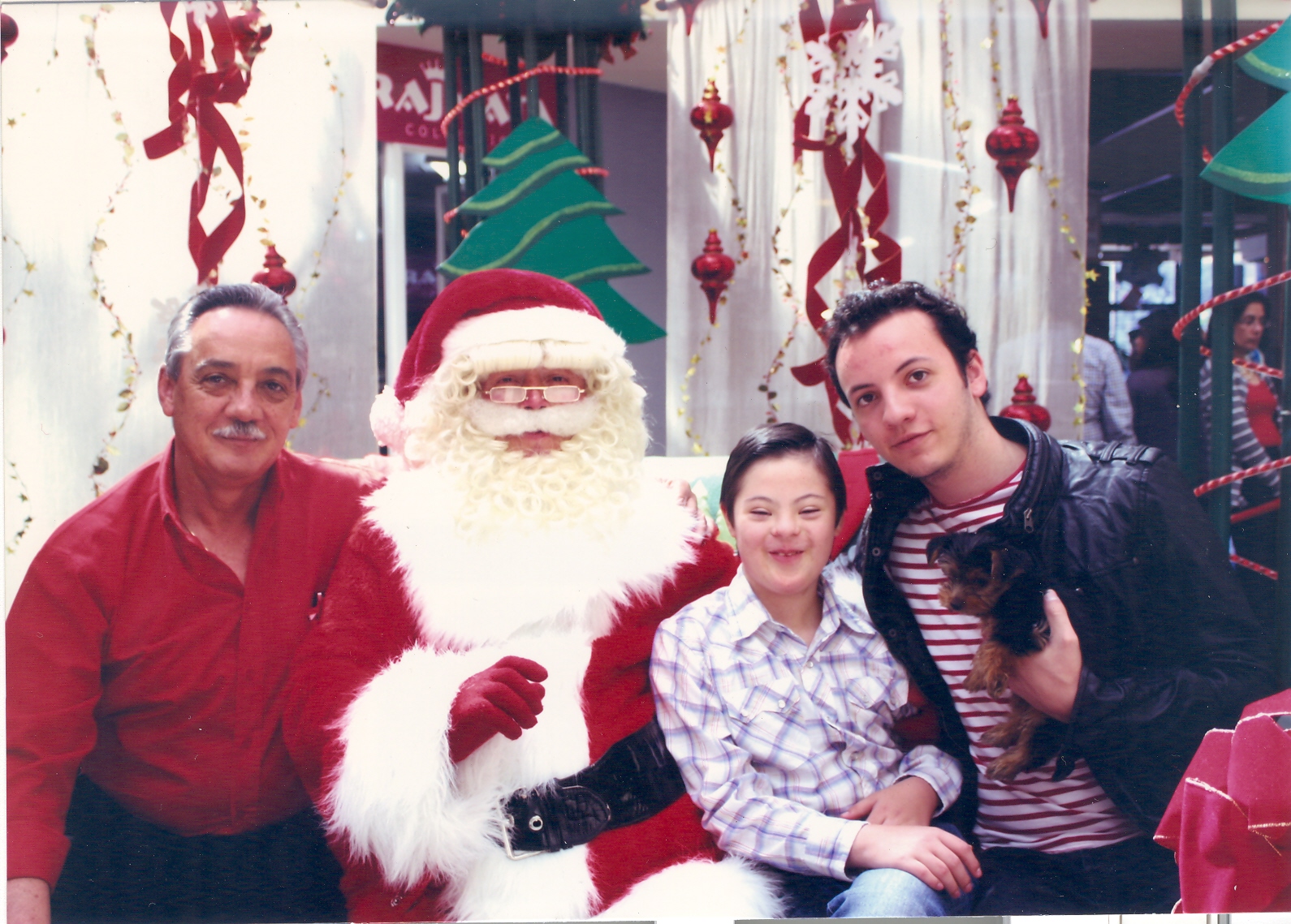 Family picture with Santa 2011.