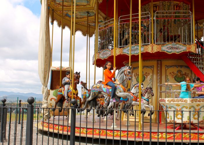 Things to do with kids in Guatemala: beautiful carrousel in Cayalá