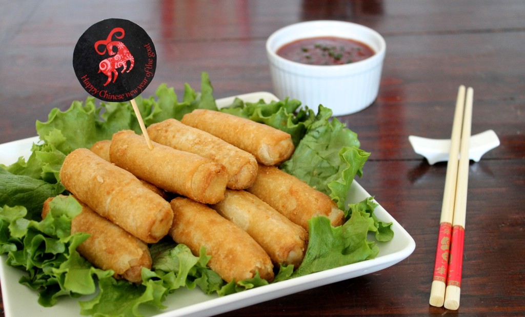 Egg rolls are ideal for a Chinese New Year party