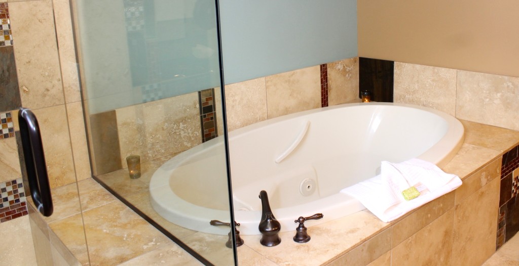 Alma de Sedona bath tub