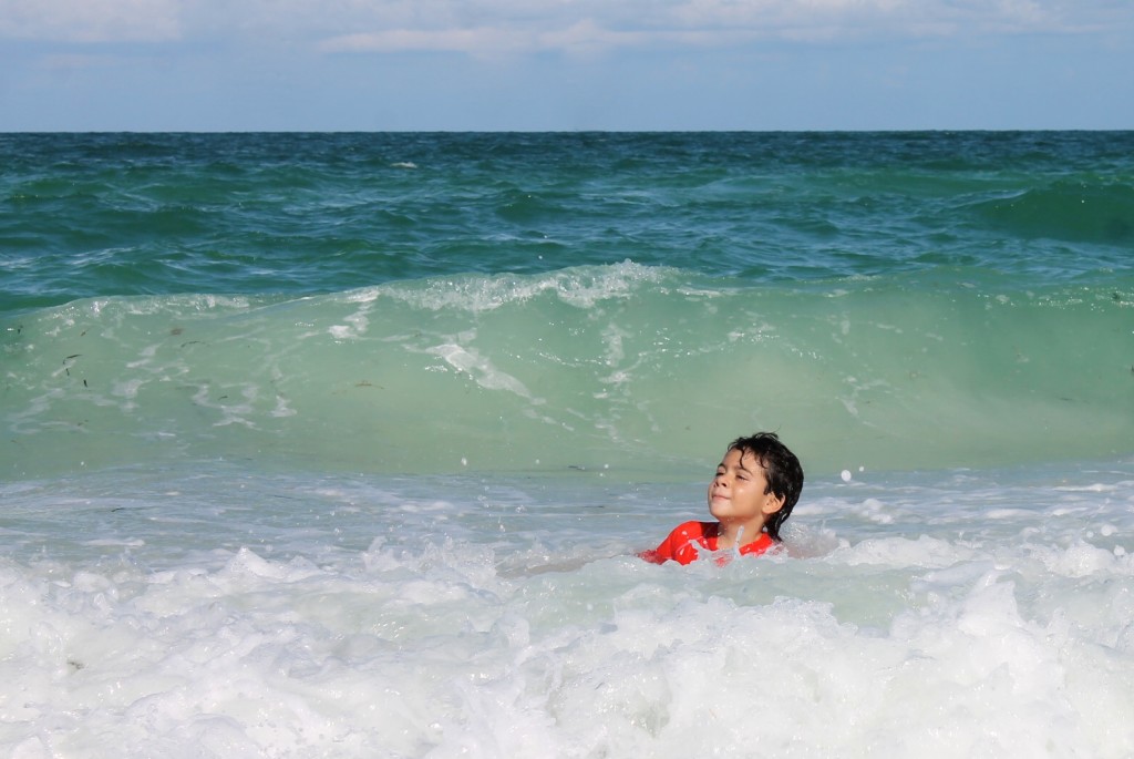 bow in the ocean waves