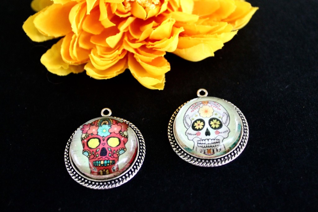 Easy Day of the Dead DIY sugar skull pendants