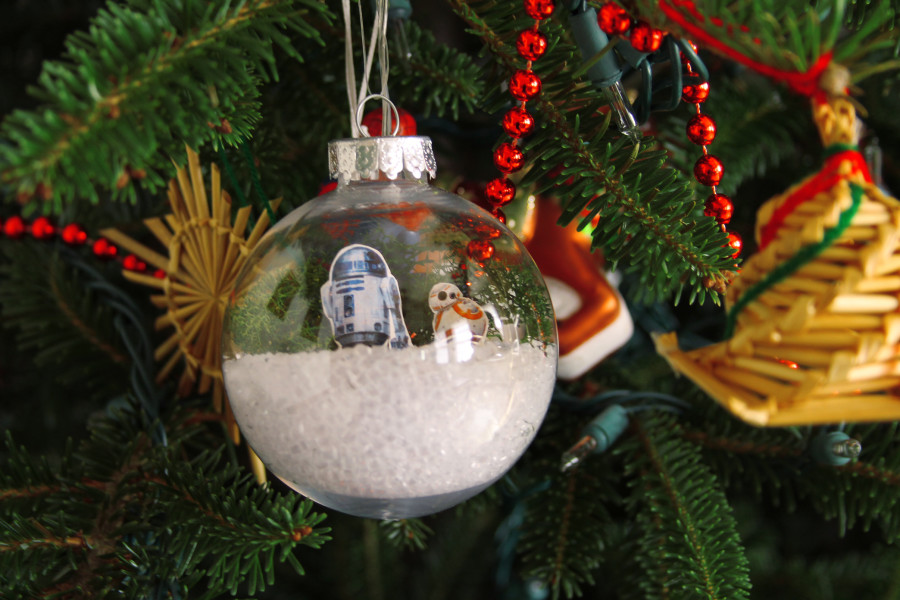 DIY Star Wars Glowing Snow Globe Holiday Ornament