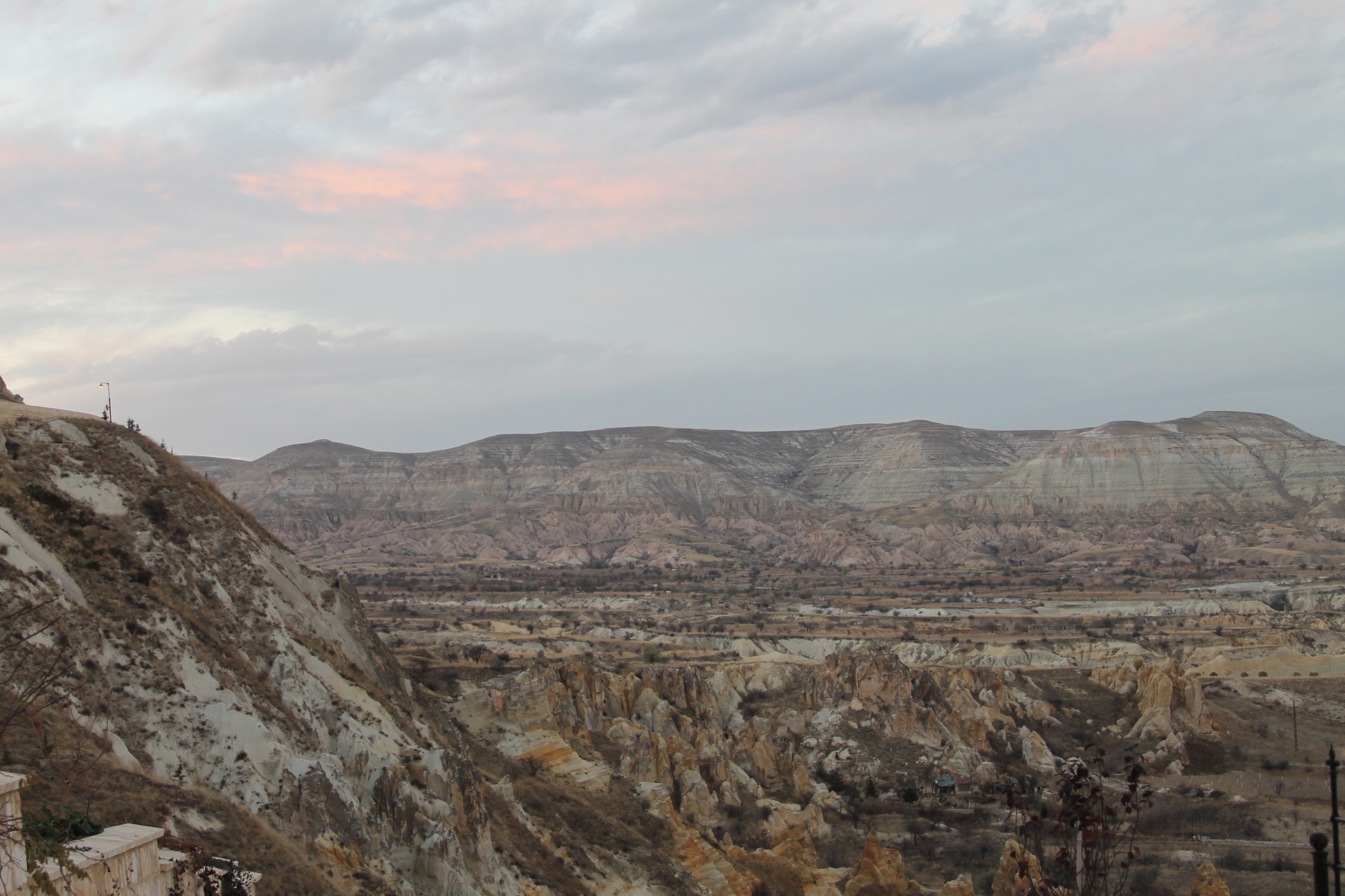 Kayakapi premium caves