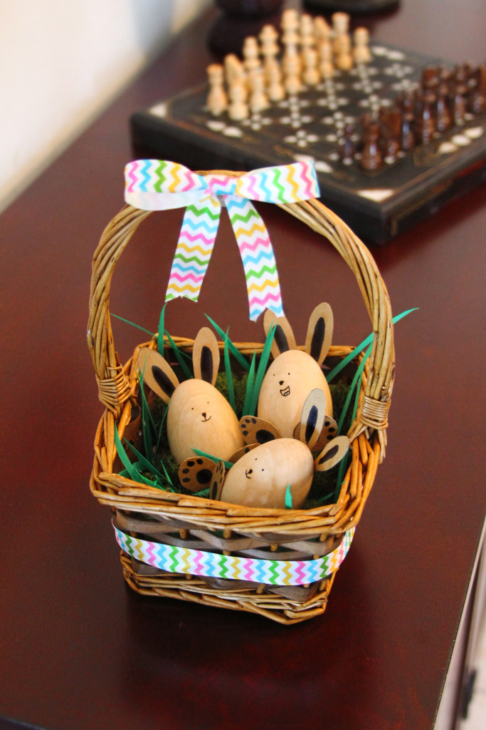 DIY Eastern egg basket decoration 1