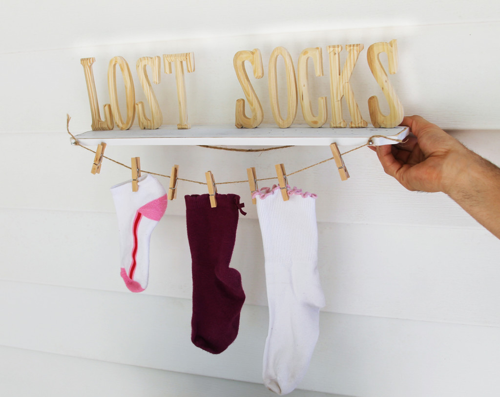 DIY Lost Sock Sign finish