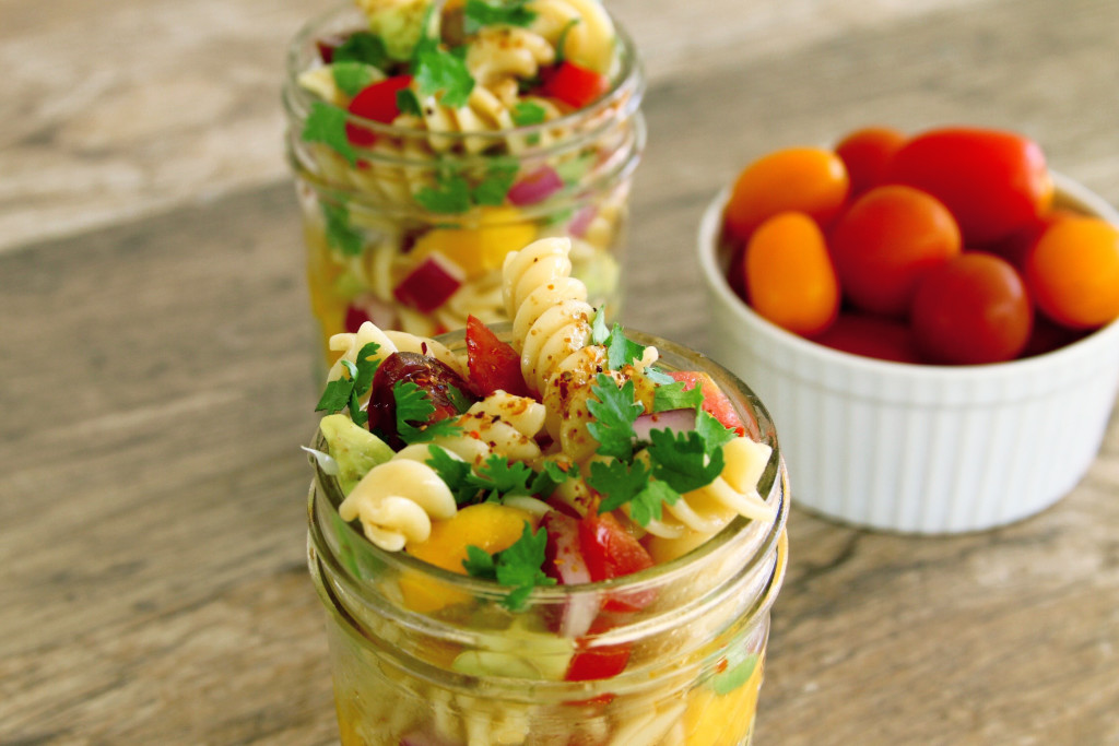 Easy and healthy tomato, mango and avocado pasta salad recipe