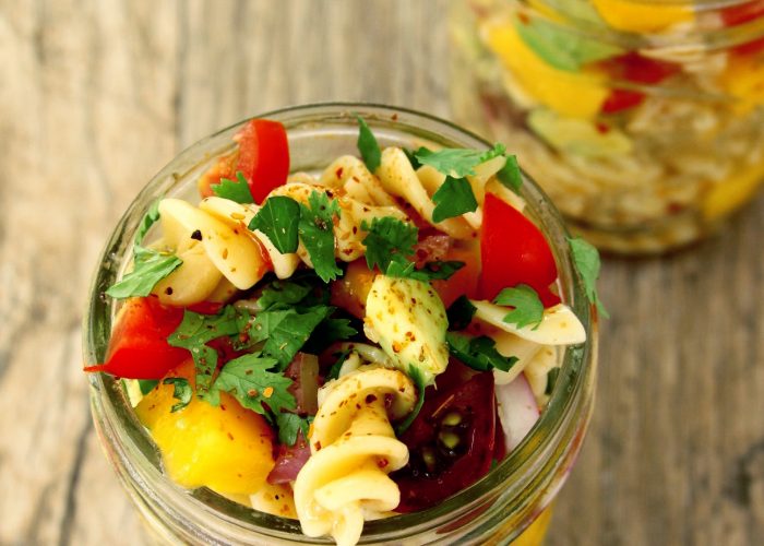 Easy and healthy tomato, mango and avocado pasta salad recipe