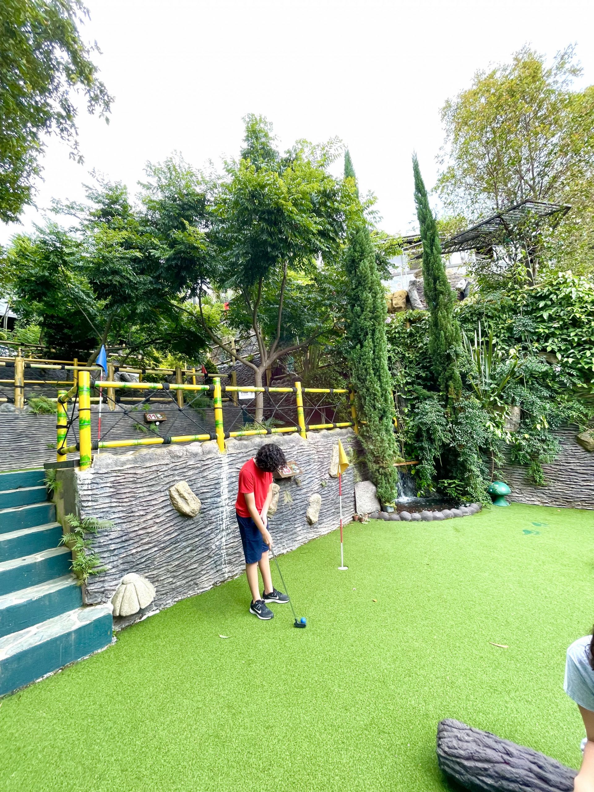 Outdoor mini golf area