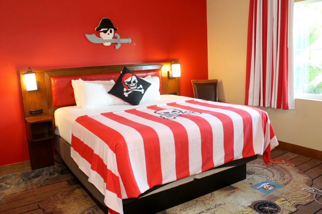 Legoland hotel pirate room