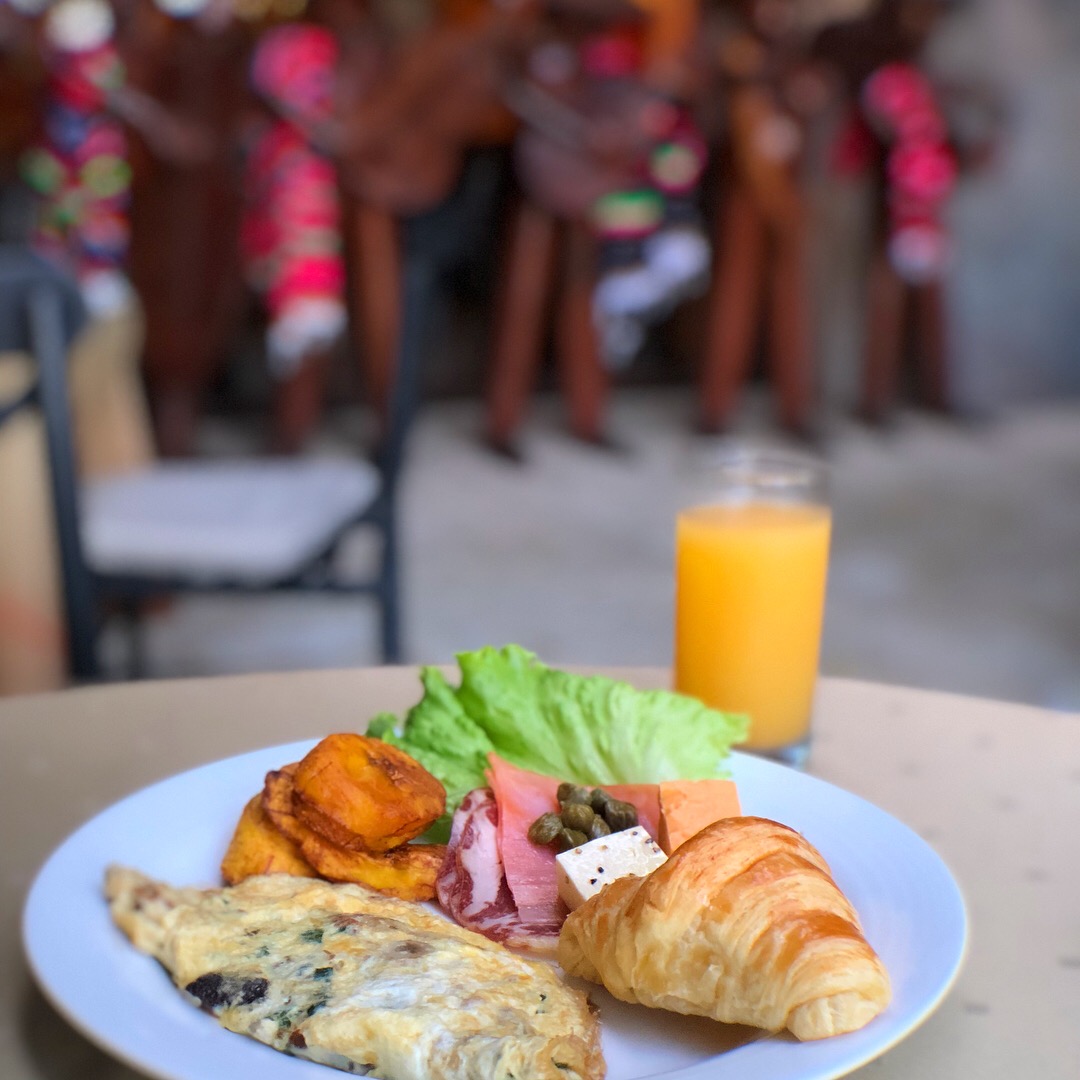 Delicious breakfast at Dreams Las Mareas Costa Rica