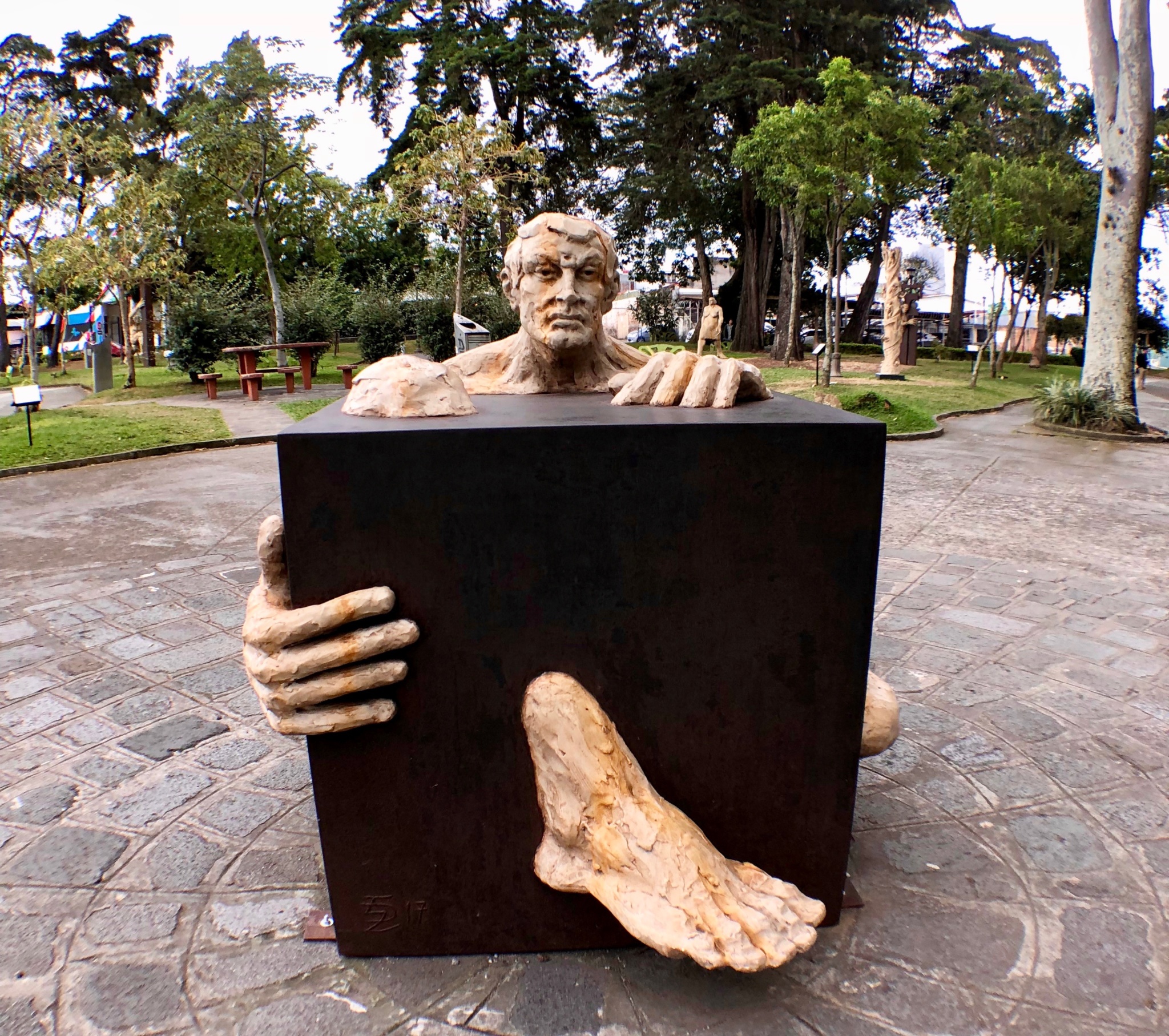 Sculpture at the National Park in San José