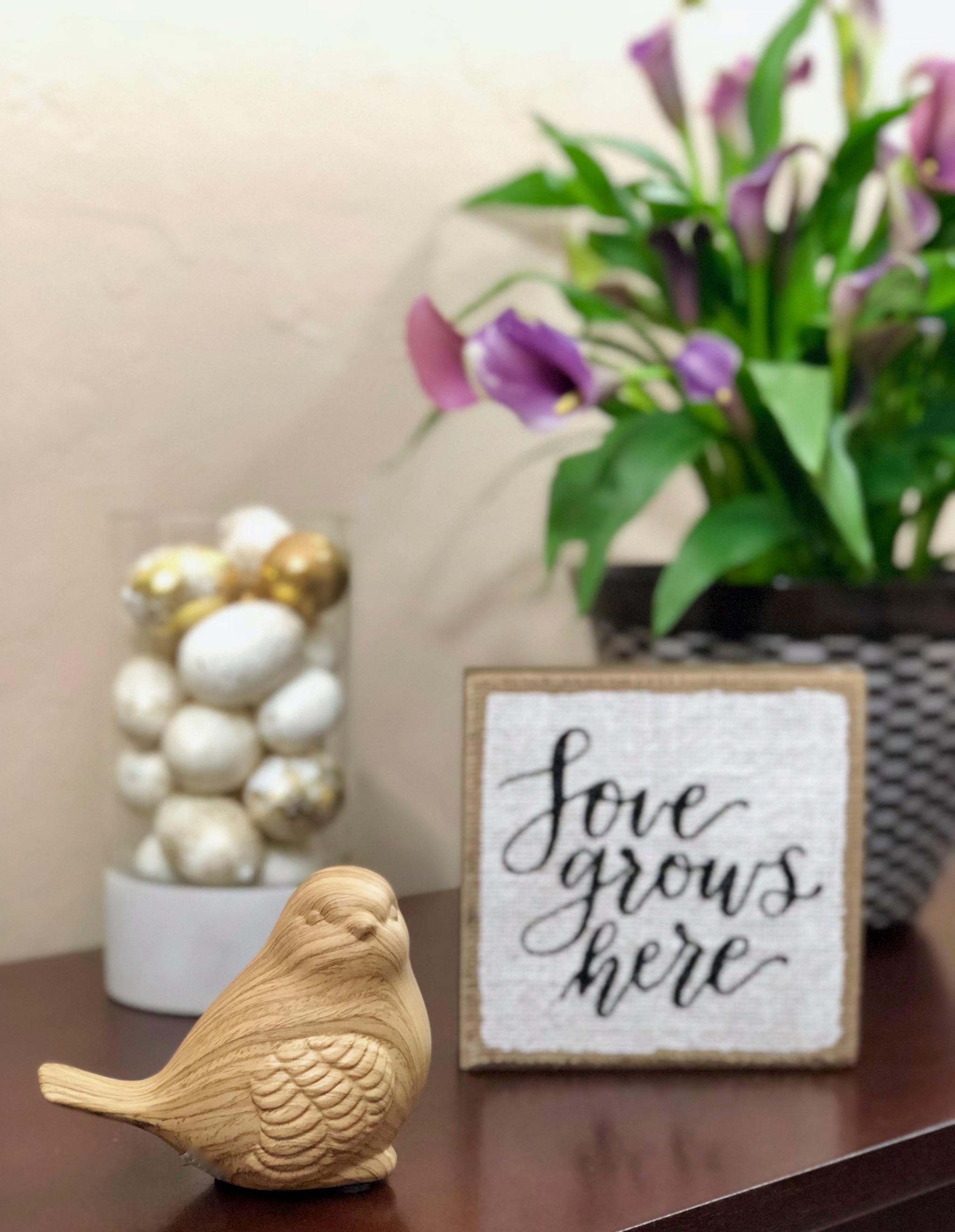 JCPenney spring home decor bird vignette