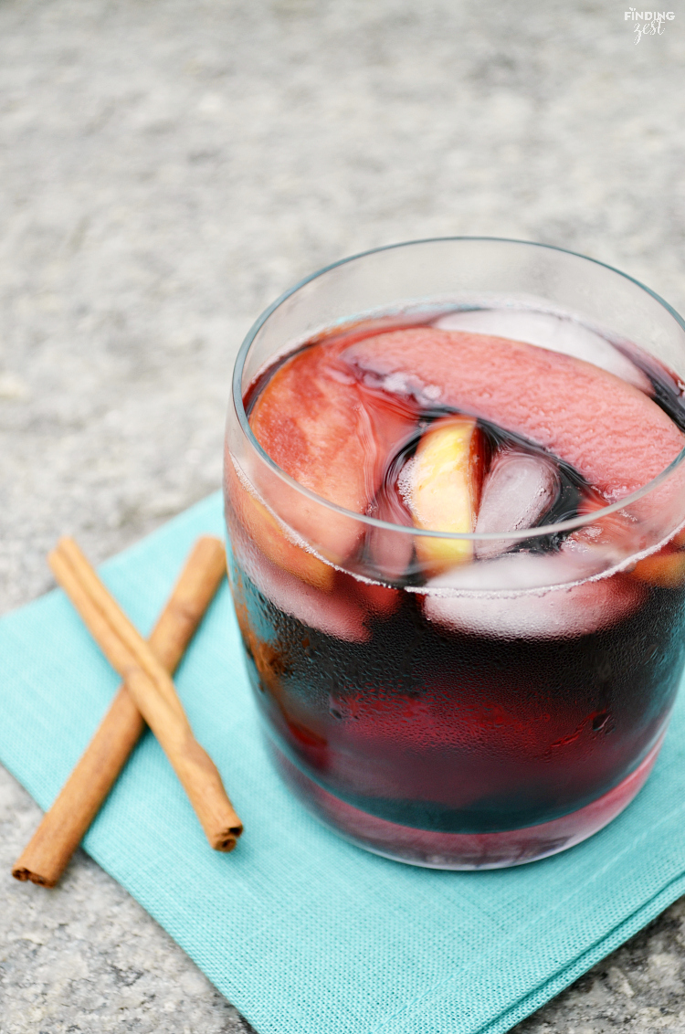 Apple Cinnamon Sangria