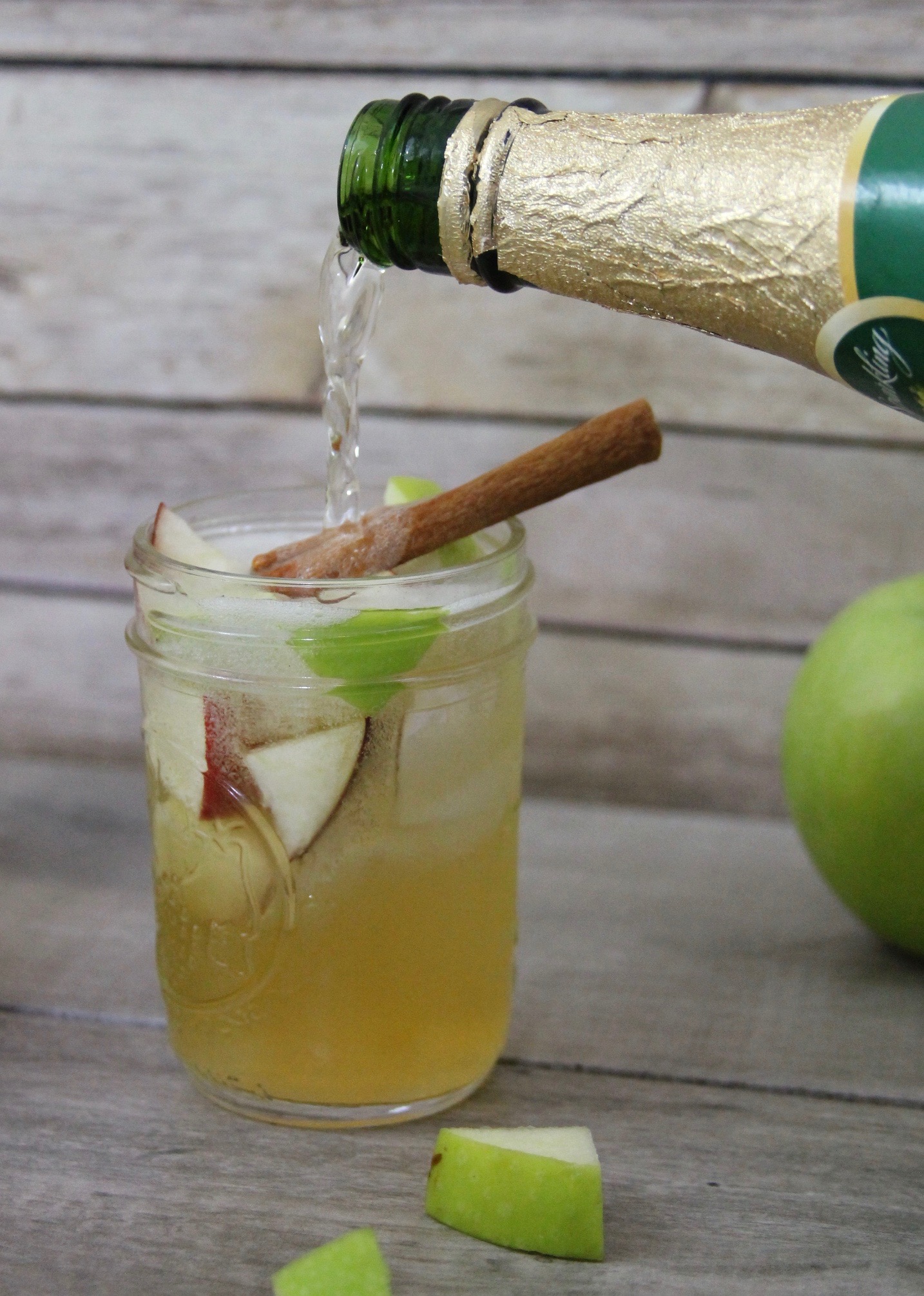  Sparkling Apple Cider Sangria 