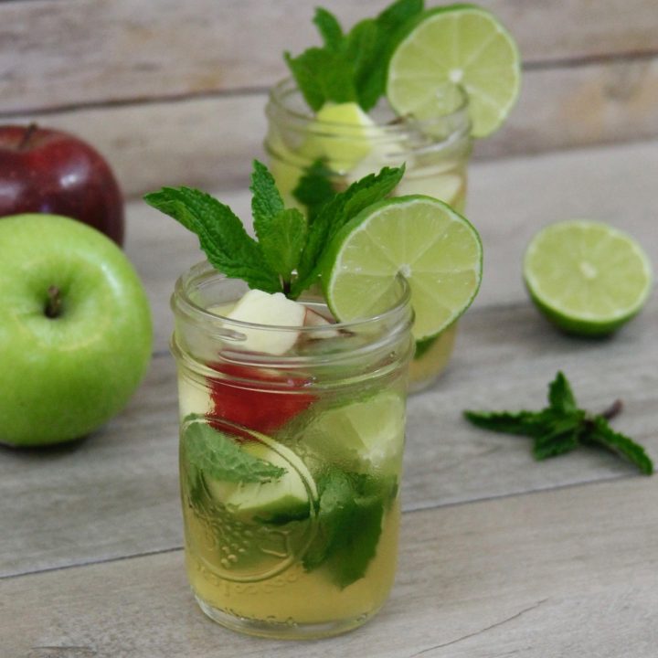 apple cider mojito fall cocktail