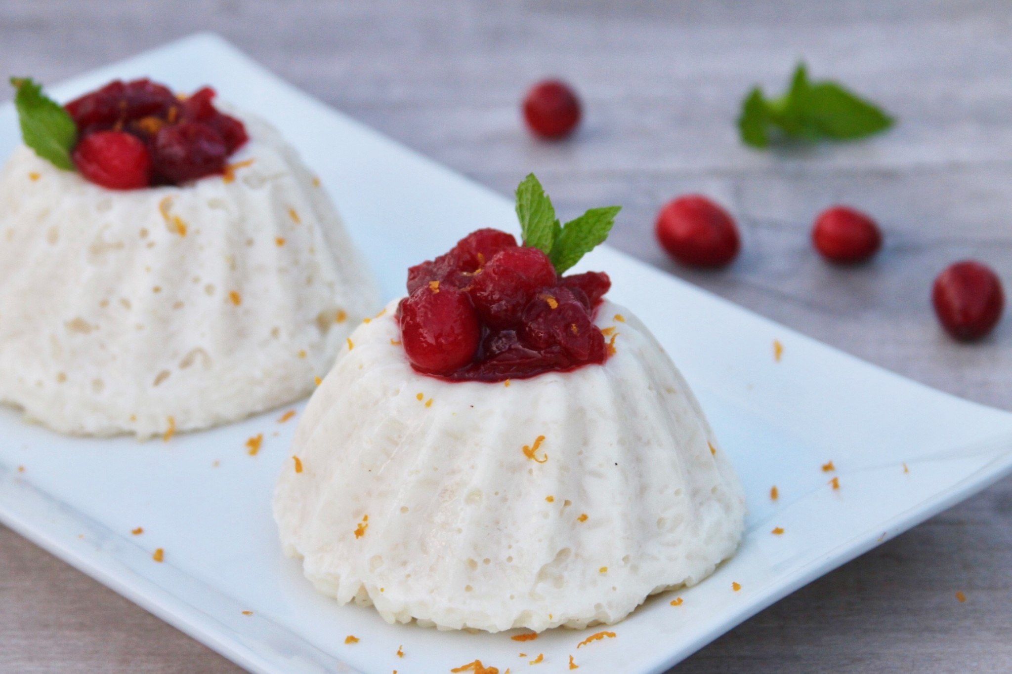 Arroz Emperatriz With Cranberry Sauce, a delicious arroz con leche beautifully presented in the form of a flan