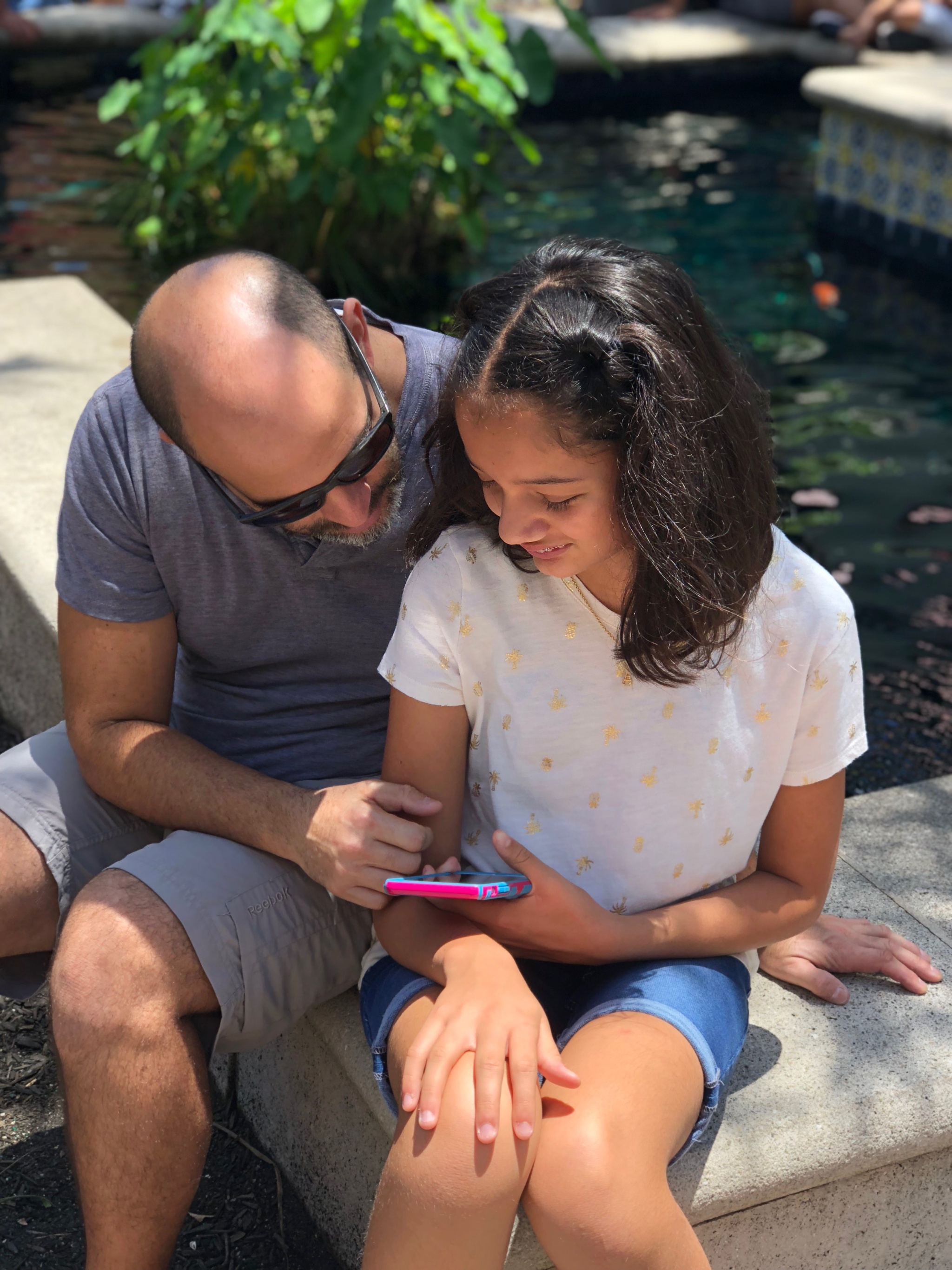 3 Things I Wish I Knew Before Giving My Kids Their First Phone