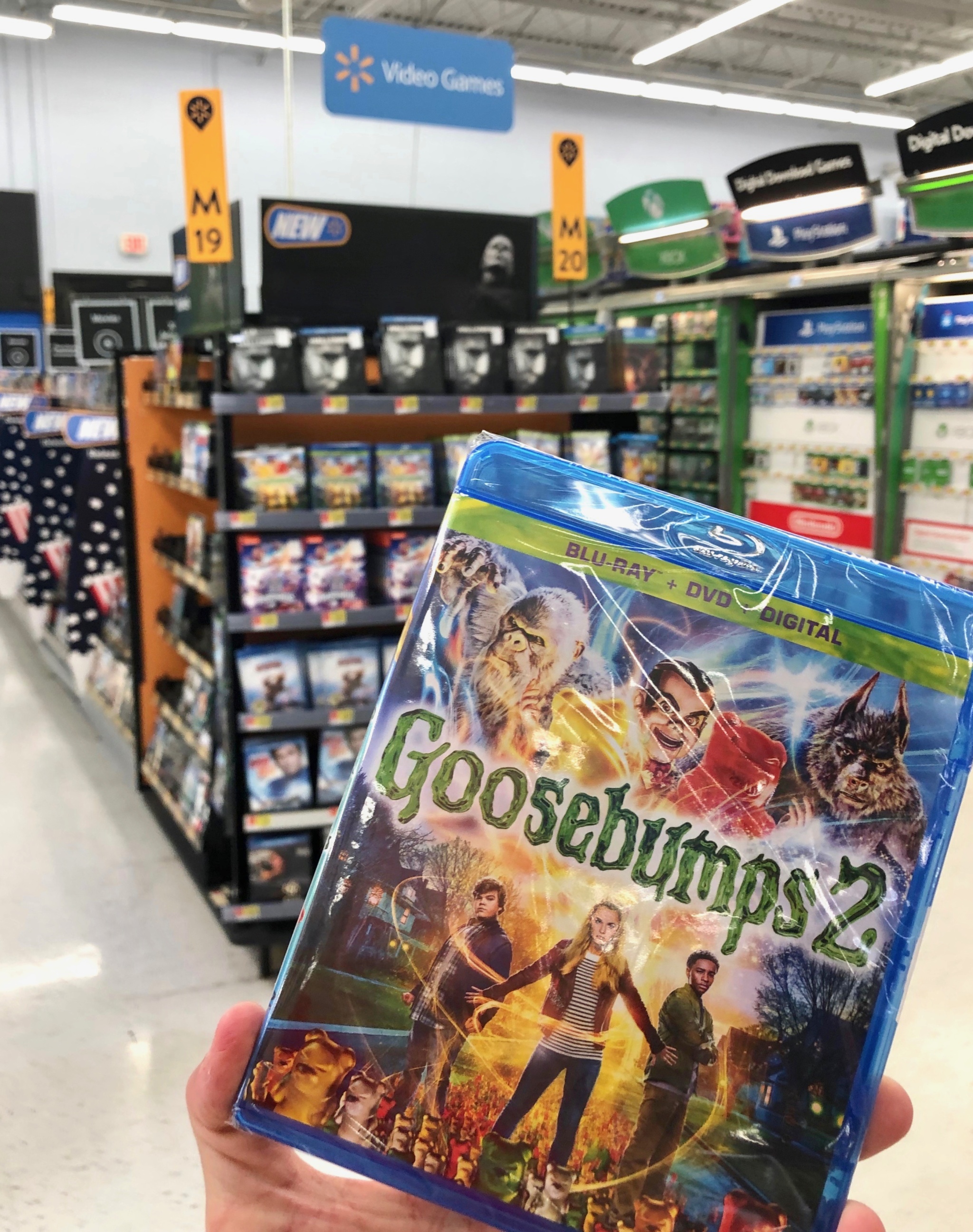 Goosebumps 2 Inspired Movie Night Party Ideas. Halloween party Ideas. 