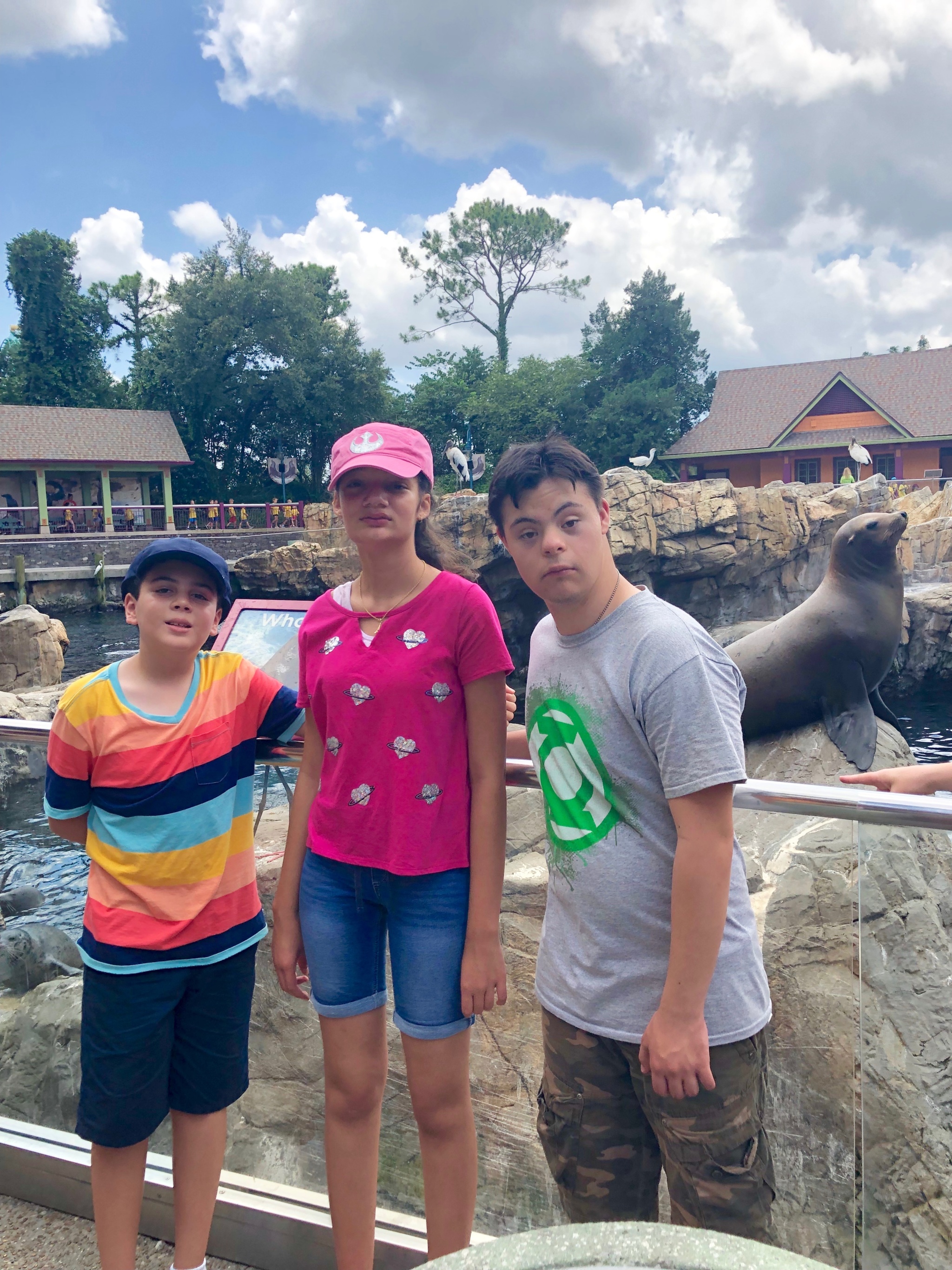 Make Traveling to Orlando with Extended Family Easier with These Simple Tips
