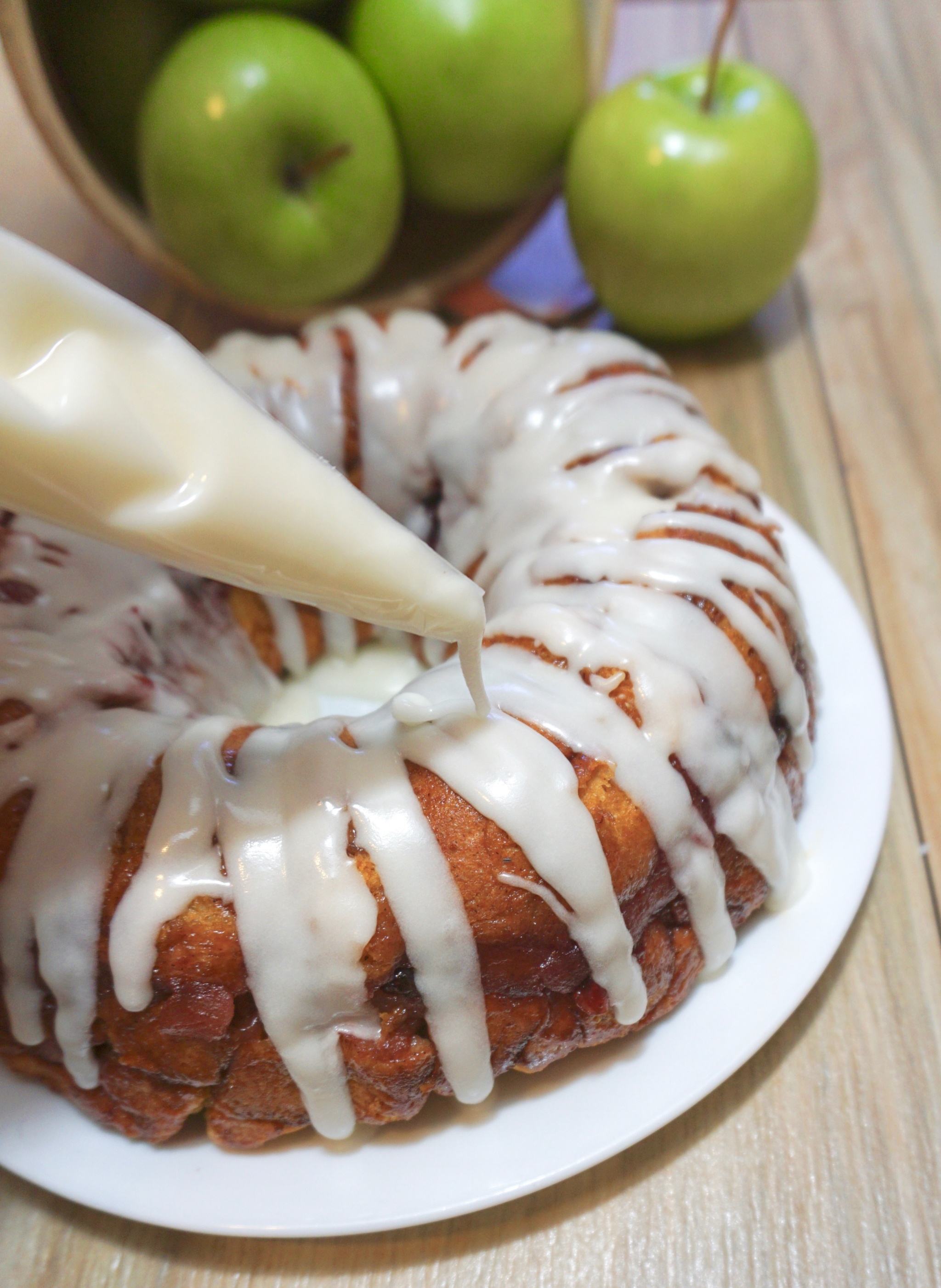 Apple Cranberry Monkey Bread Recipe