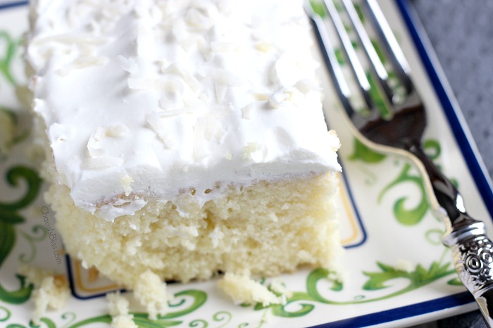 Coconut Poke cake