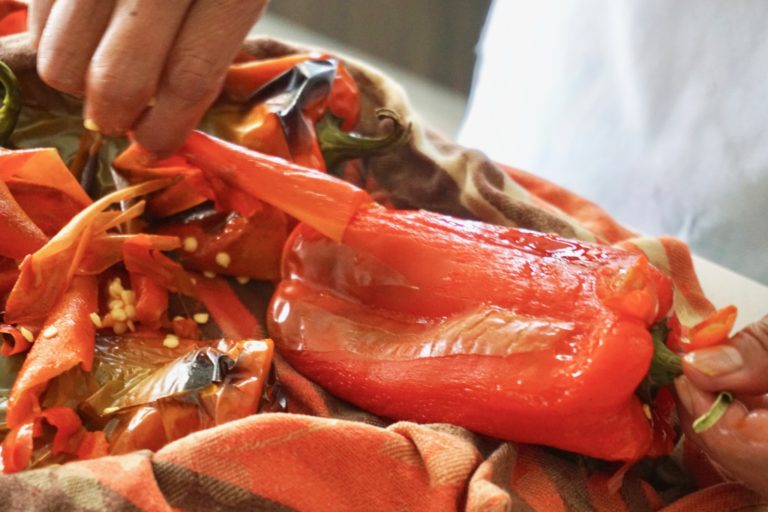 Chiles Rellenos Guatemaltecos, una Receta Tradicional de Guatemala