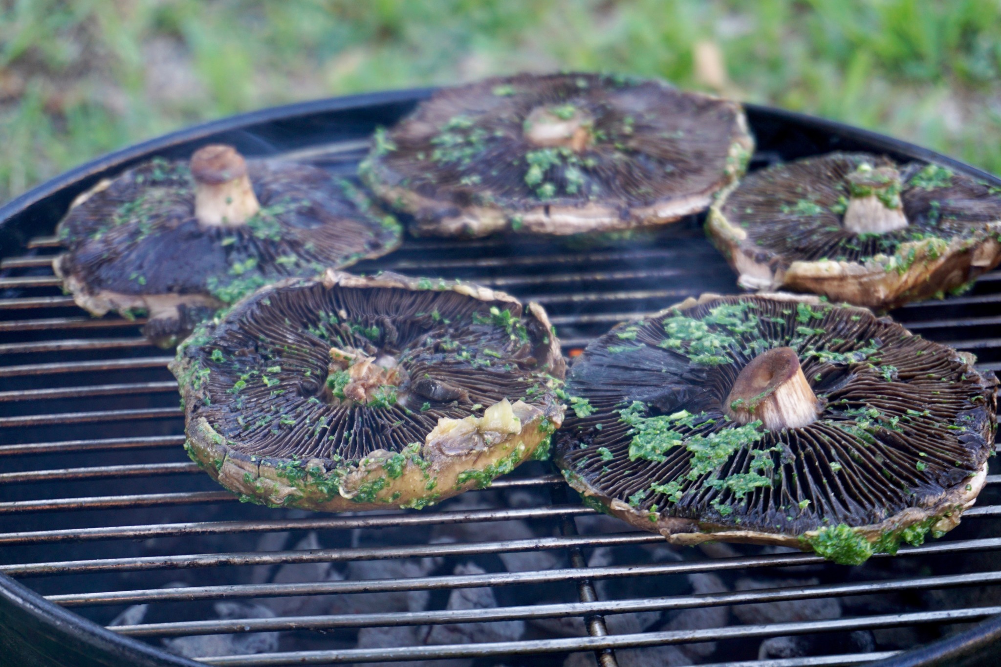 How to grill portobello mushrooms