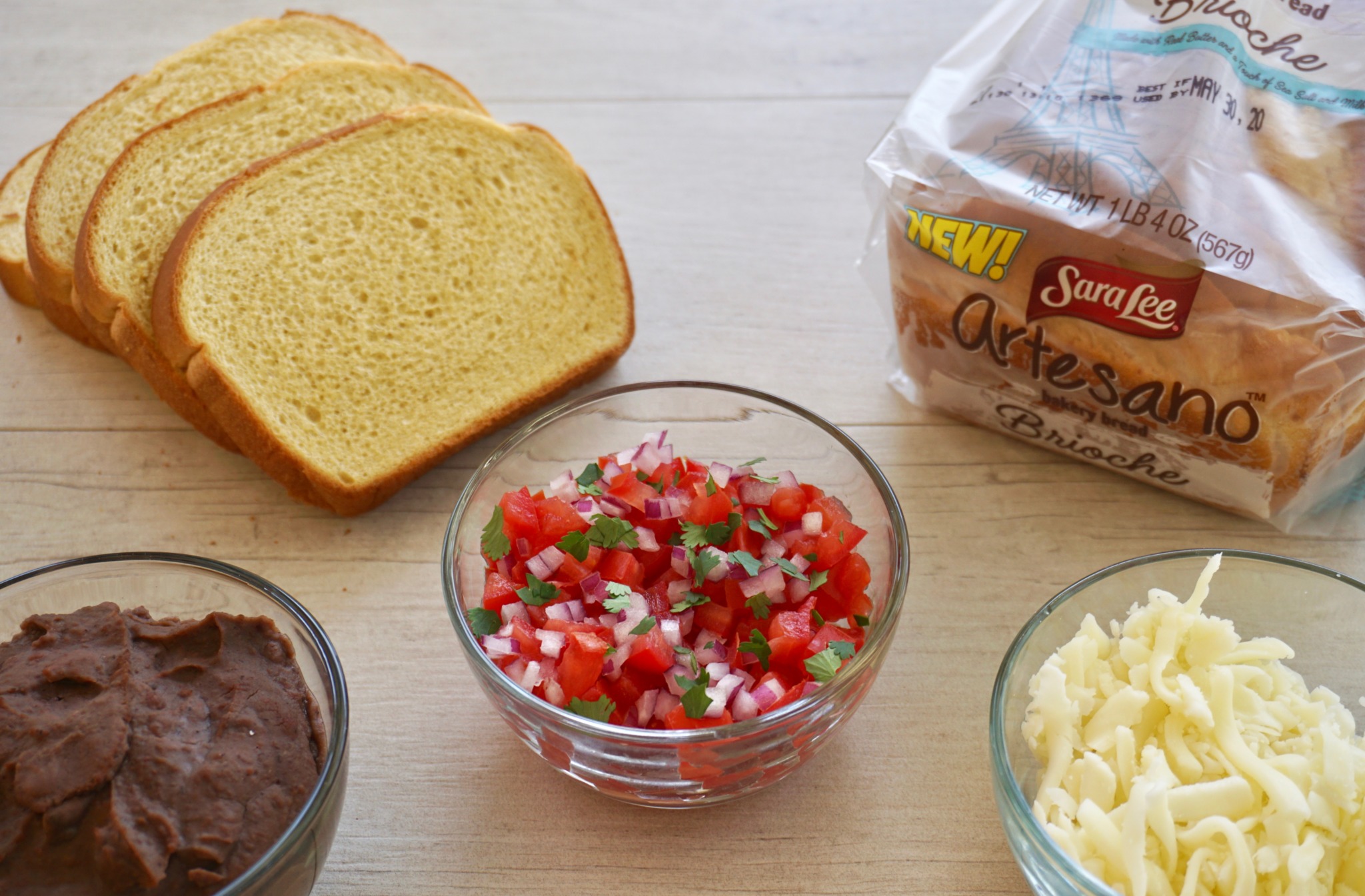 ingredients for molletes