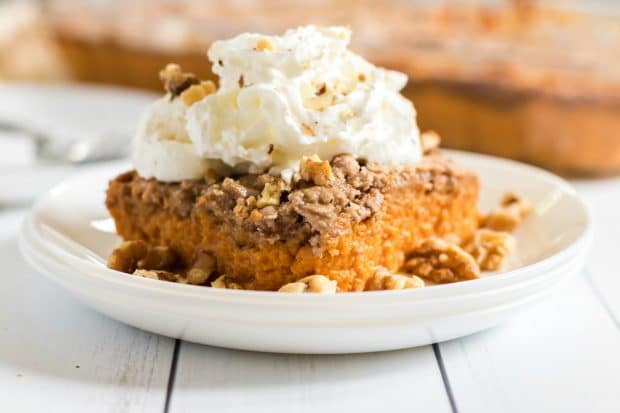 Pumpkin Dump Cake Recipe, Thanksgiving recipe ideas