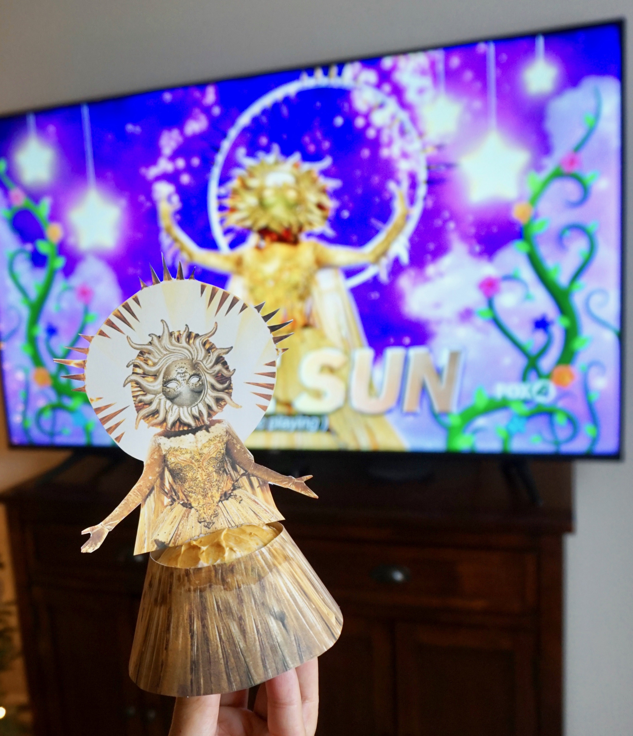 Masked Singer the sun cupcakes free printables