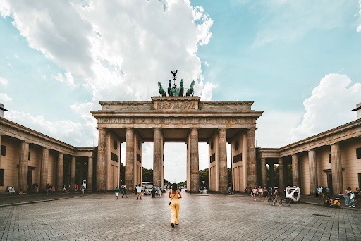 How to Work as a Freelancer while Traveling in Germany