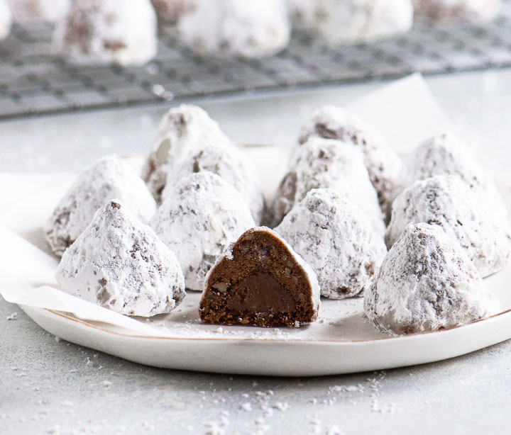 chocolate snowballs