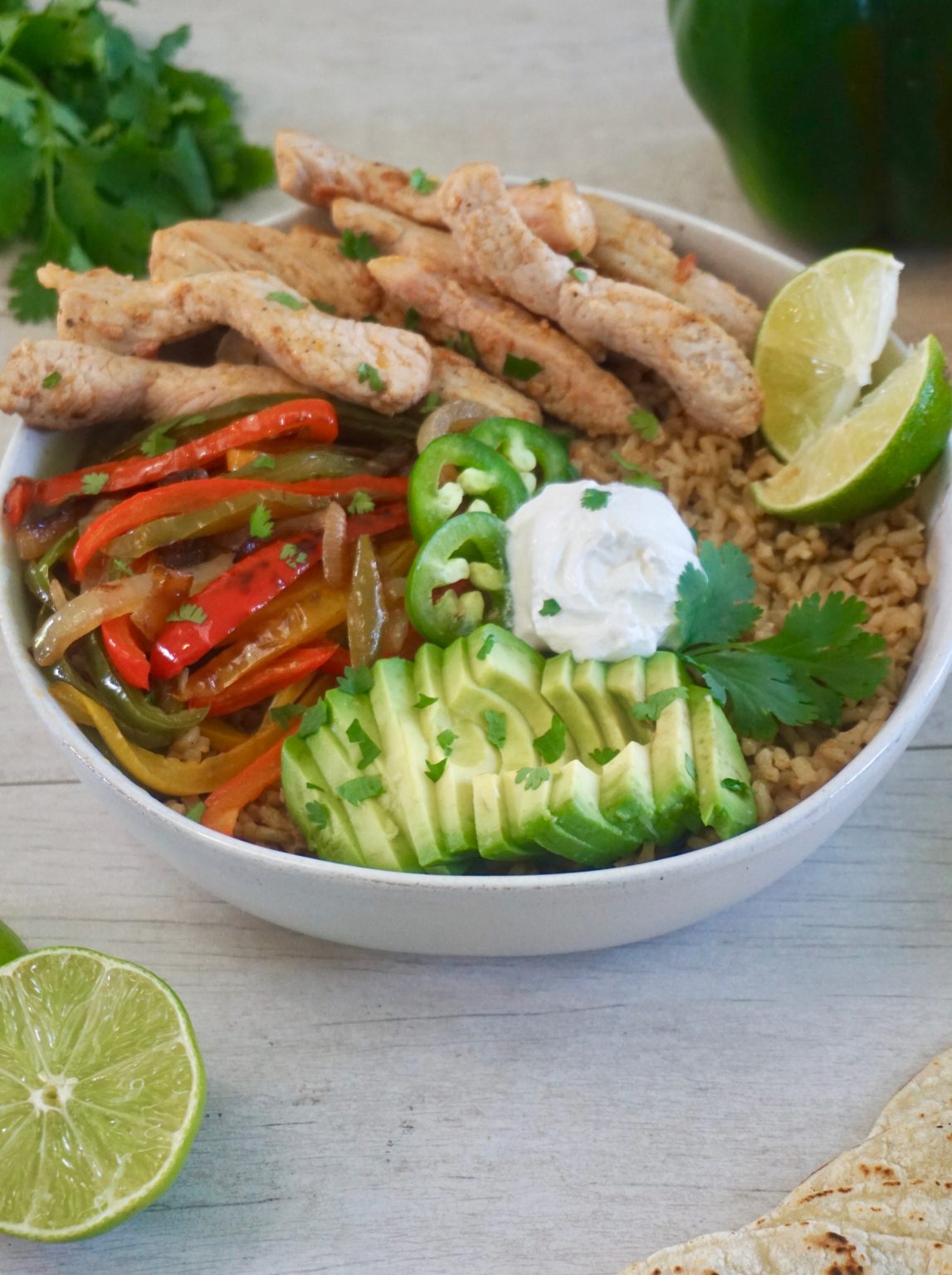 Easy Chipotle Pork Fajitas Bowl