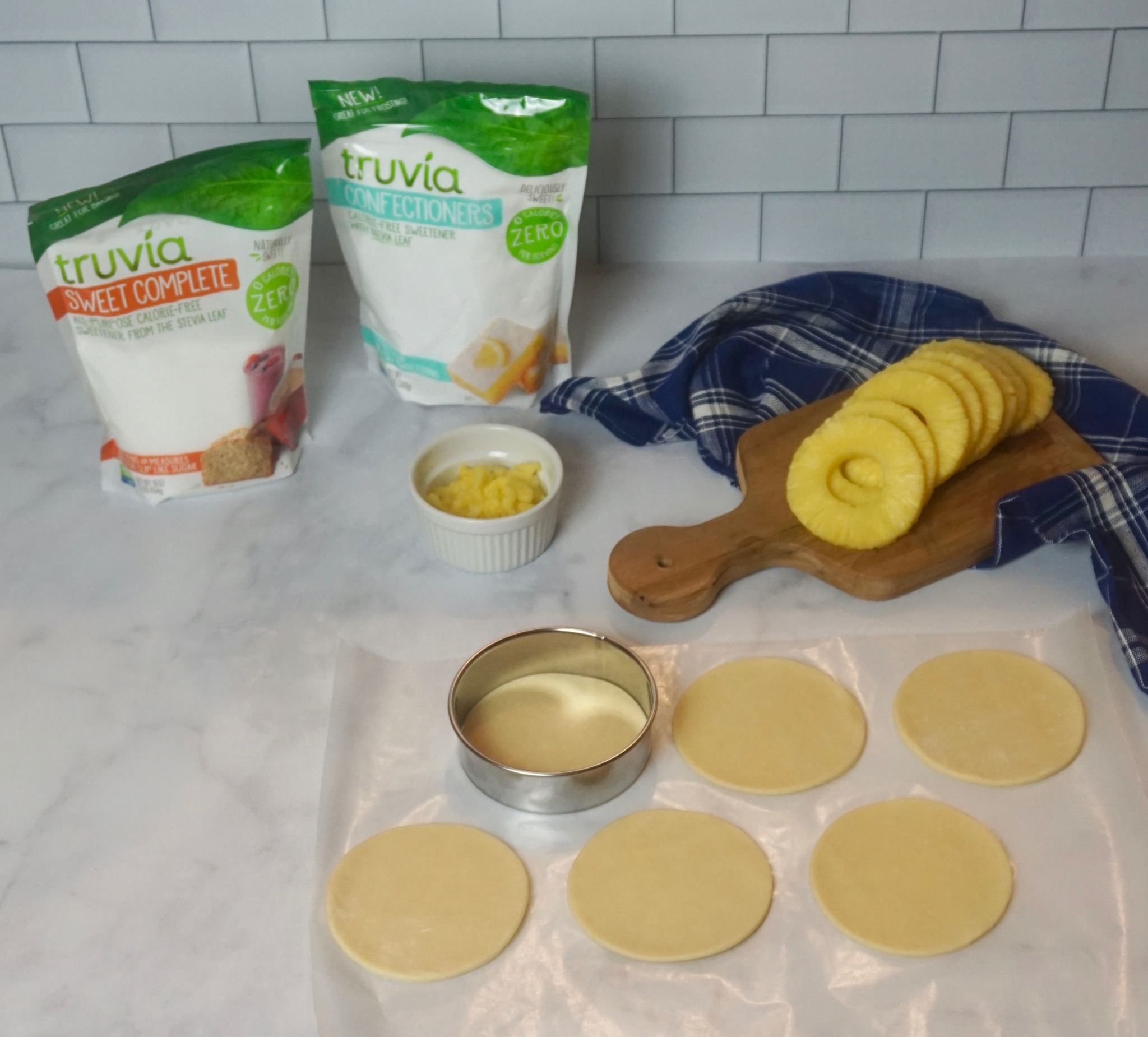 How to make pineapple empanadas