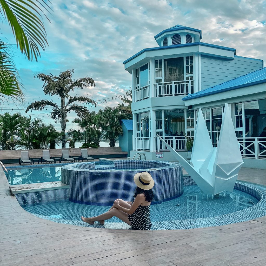 Hotel Casona del Lago, best hotels in Flores Guatemala