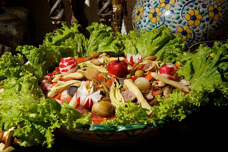 Fiambre, ensalada Guatemalteca del Día de Muertos