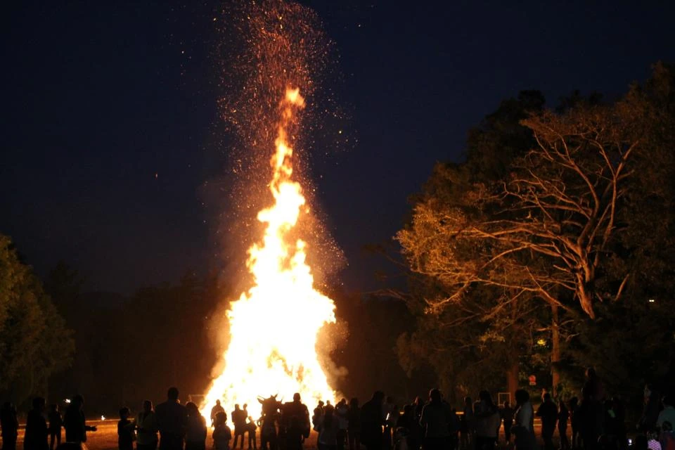 People watching the Quema del Diablo bonfire in Guatemala